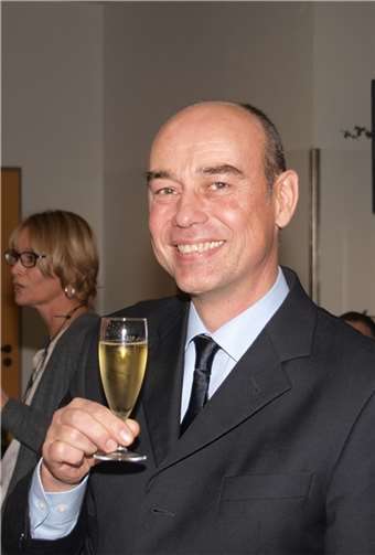 Der neue sympathische und humorvolle Schulleiter der Realschule Plus und Fachoberschule Untermosel Kobern-Gondorf freut sich auf seine Amtszeit.