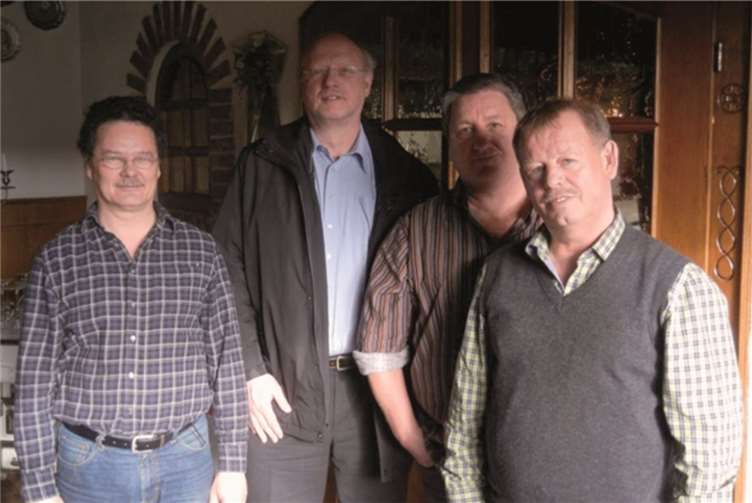 Der neue und alte Vorstand (v.l.): Joachim Schreiber, Dieter Buhr, Michael Quirnbach, Albert Hermann. privat