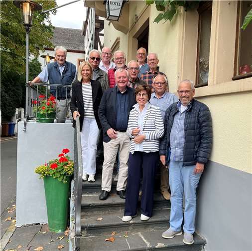 Der neugewählte Vorstand  Foto: Volker Frohneberg