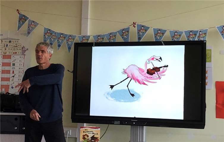 Der österreichische Autor und Rezitator Marko Simsa.Quellen: privat