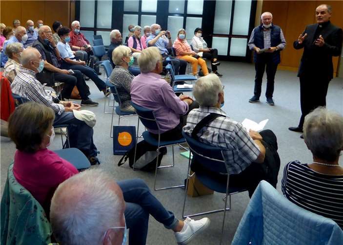 Der prächtige „Schnatterpeck-Altar“ in Lana präsentiert Geschichten aus dem Leben Jesu.