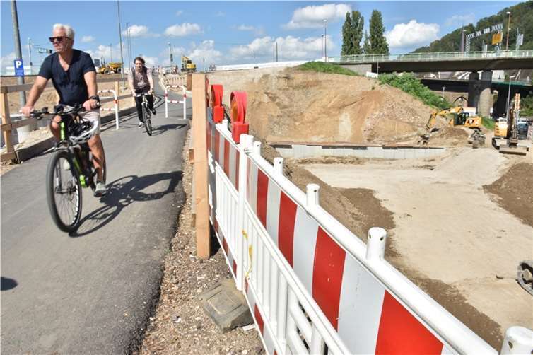 Pfaffendorfer Brücke: Mammutprojekt kostet 181 Millionen Euro Der provisorische Fuß- und Radweg.