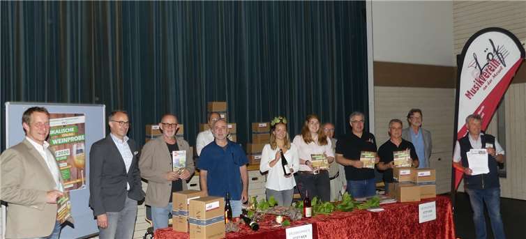 Der regionale Stammtisch „Kultur auf dem Land“ fand heuer in der Löfer Sonnenringhalle statt.