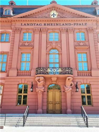 Der rheinland-pfälzische Landtag. Foto: privat