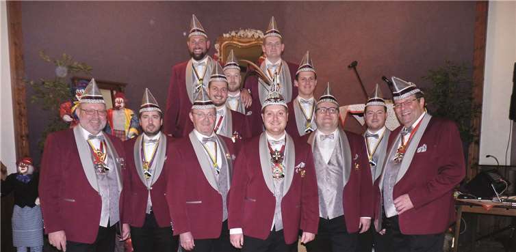 Der schmucke Elferrat präsentierte sich in neuer Uniform.