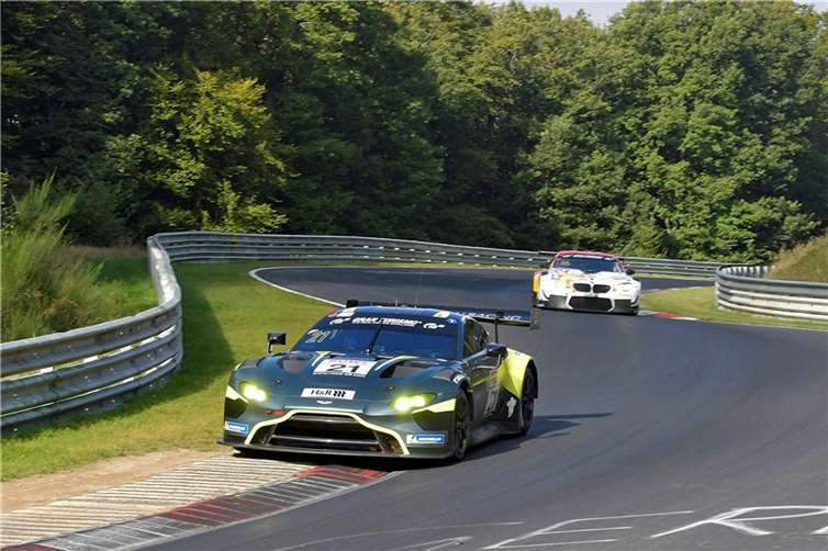Der siegreiche Aston Martin Vantage GT3 von Nicki Thiim und Maxime MartiFoto: Burg