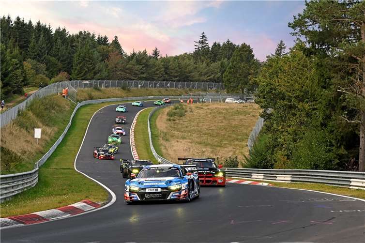 Der siegreiche Audi R8 LMS GT3 EVO II des Meuspather Team von Scherer Sport PHX. Fotos: BURG