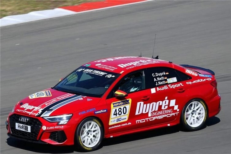 Der siegreiche Audi S3 von Dupré Motorsport mig Jürgen Nett, Achim Nett und Christoph Dupré.