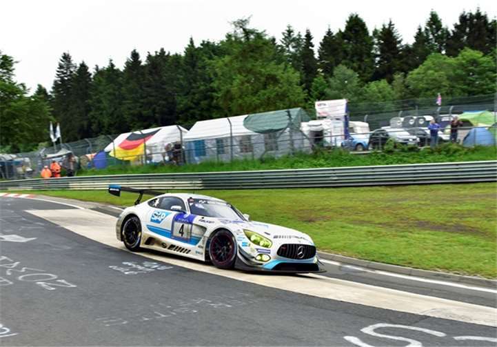 Der siegreiche Black Falcon Mercedes ANG GT3. -BURG-