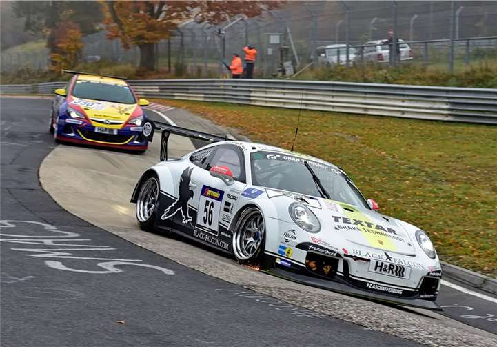 Der siegreiche Black Falcon Porsches 911 GT3 CUP.BURG