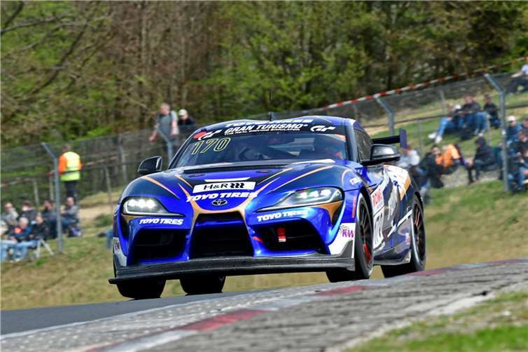 Der siegreiche Toyota Supra GT4 von Ring Racing unteranderem mit Andy Gülden aus Reifferscheid.