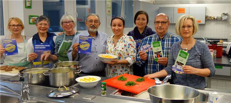 Der städtische Integrationsbeirat kochte im Rahmen der Internationalen Wochen gegen Rassismus 2019 in Neuwied. Foto: Stadt Neuwied