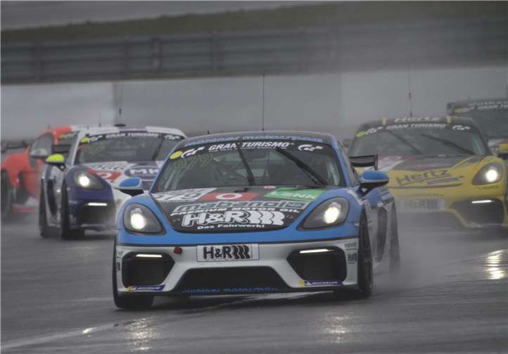 Der starke Regen sorgte für schwierige Pistenverhältnisse.