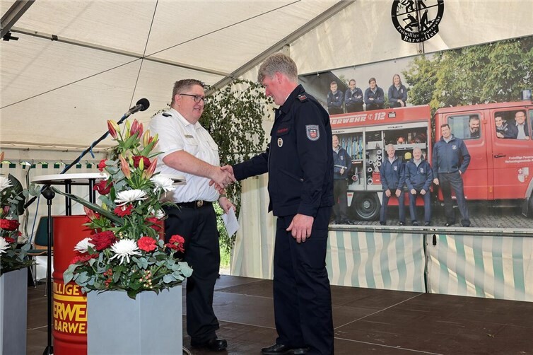 100 Jahre Freiwillige Feuerwehr Barweiler: Jubiläumsfeier und Festumzug