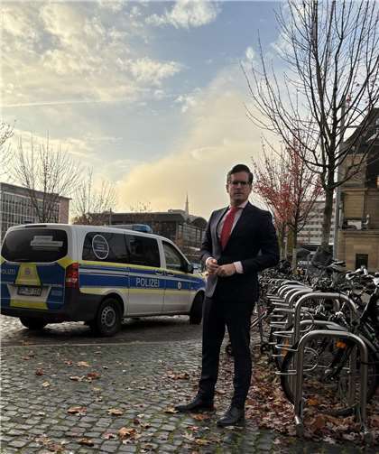 Der stellvertretende Fraktionsvorsitzende Christian Altmaier fordert mehr Präsenz der Ordnungsbehörden und höhere Reinigungsintervalle am Bahnhofsplatz in Koblenz. Foto: privat