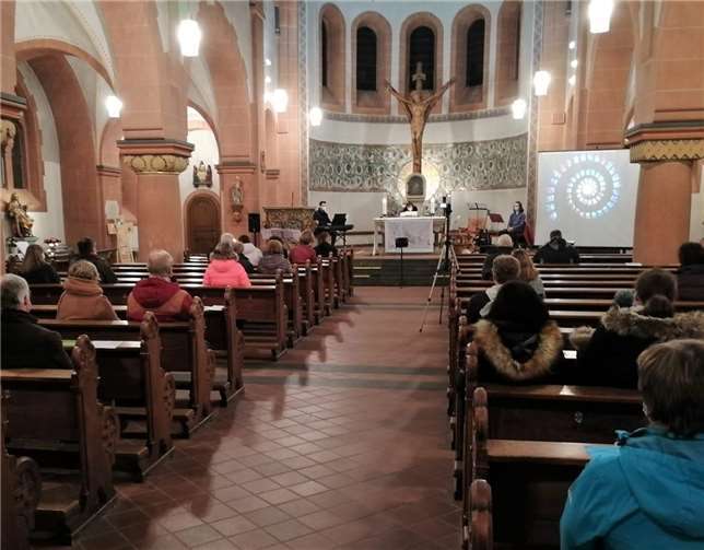 Der temptAhre-Gottesdienste fand in der Pfarrkirche Mayschoß statt. Fotos: privat