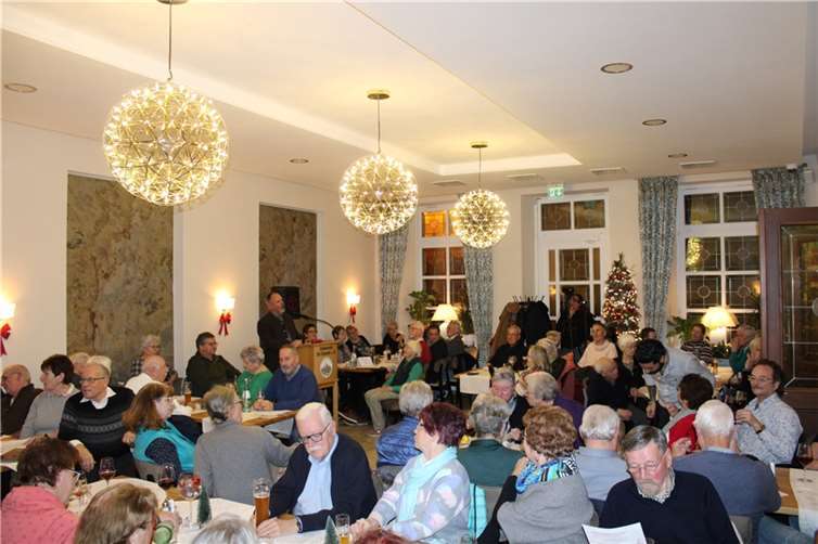 Der traditionelle Mundartabend des Heimatvereins „Alt-Ahrweiler“ ist seit jeher überaus beliebt.  Foto: DU