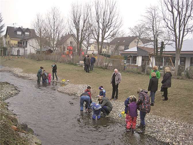 Der umgestaltete Bereich des Krufter Bachs in Plaidt bietet beste Voraussetzungen, damit die Kinder die Welt am und im Wasser kennenlernen können. privat