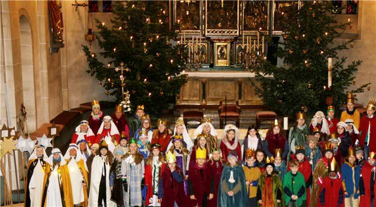 Der zentrale Aussendungsgottesdienst der Pfarreiengemeinschaft fand in der Pfarrkirche St. Johannes der Täufer in Adenau statt.  SES