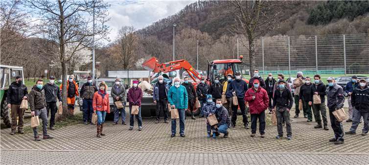 Derv „Dreck-weg-Tag“ in Dernau war gut besucht.Foto: Bernd Schreiner