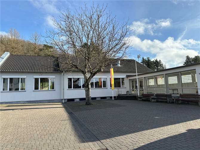 Derzeit proben die Sänger im Bürgerhaus in Kirchdaun.  Foto: ROB