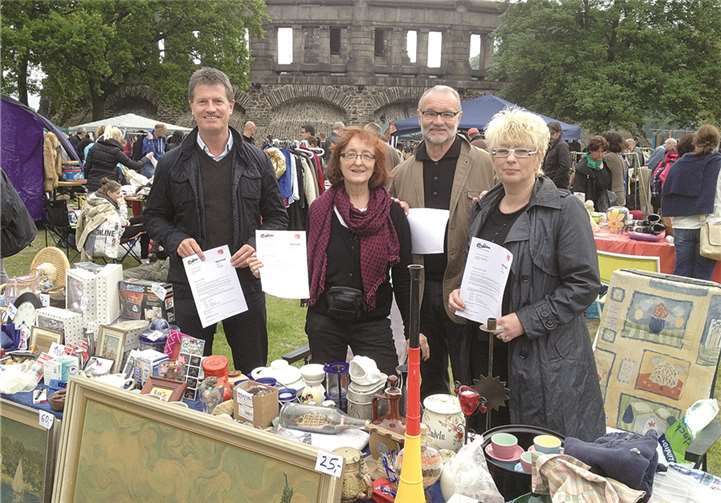 Detlev Pilger, Karin Warming, Fritz Naumann und Marion Lipinski-Naumann (v. l.). privat