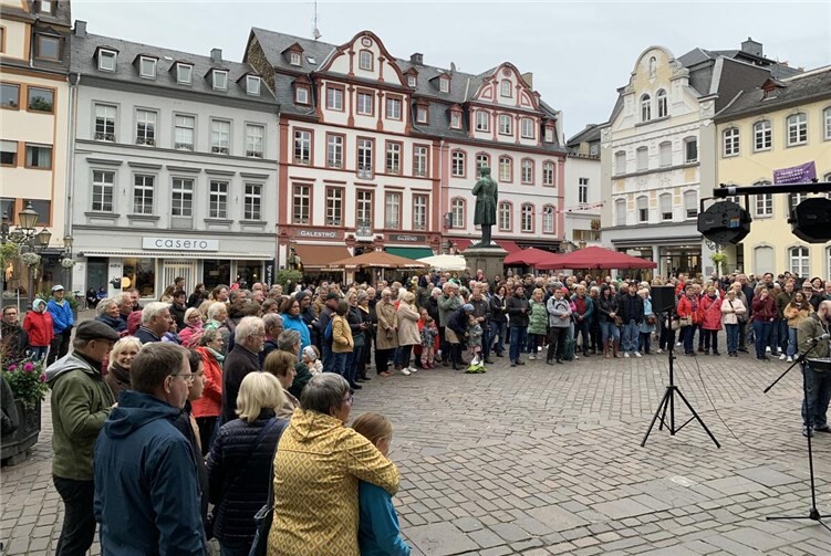Deutschland singt und klingt auf dem Jesuitenplatz. Fotos: Kreis-Chorverband Koblenz e.V.