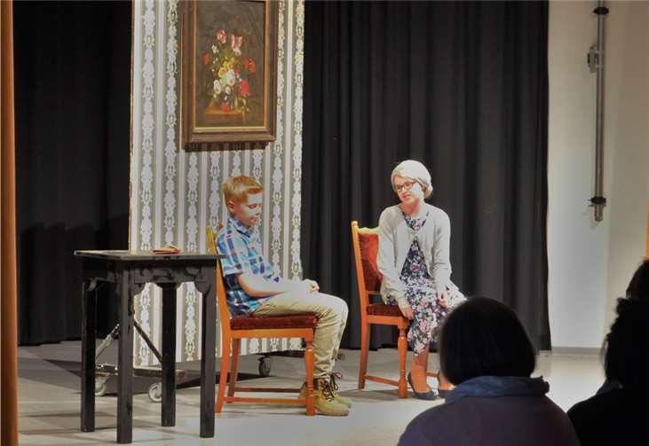 Dialoge und Monologe halfen beim Miträtseln um den Fall.