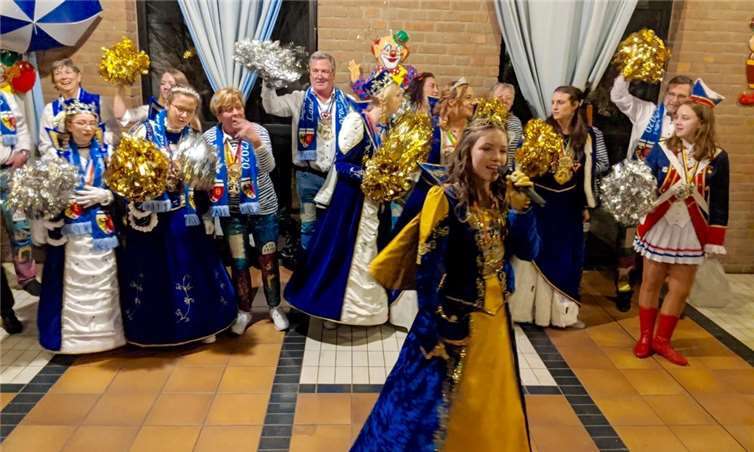 Die 1. KG Merl eröffnete den Saalkarneval in Meckenheim.Foto: privat