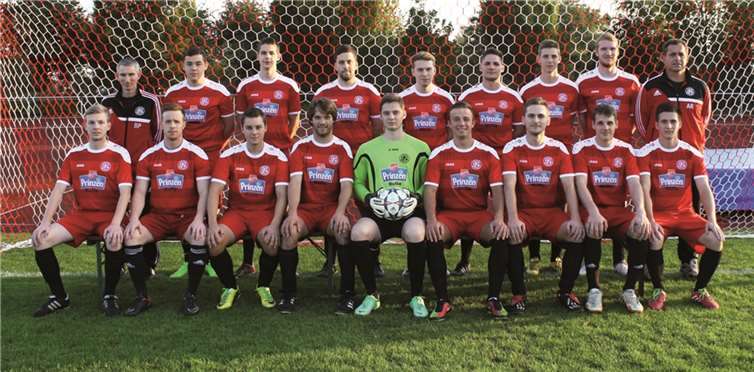 Die 1. Mannschaft der SG Maifeld bleibt nach einem souveränen 3:0-Sieg in Eich weiter auf der Erfolgsspur. privat