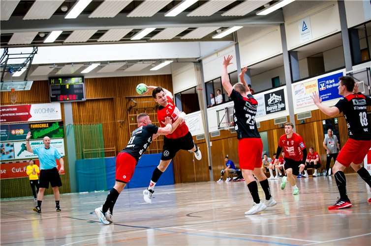 Die 1. Mannschaft der Vallendarer Löwen empfing die VTZ Saarpfalz zum Saisonauftakt der RPS-Oberliga.Foto: privat