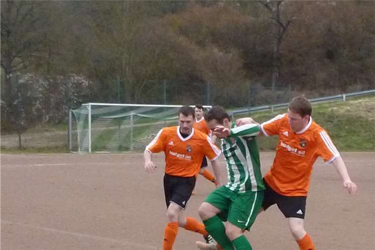 Die 1. Mannschaft des FCB gegen die SG Hambuch II.privat
