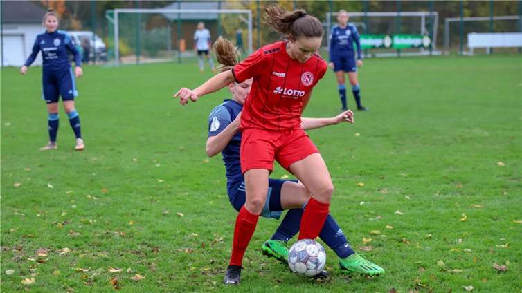 Die 1. Mannschaft des SC13 beim Spiel in Montabaur.  Foto: Guido Kölzer