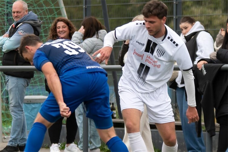 Die 1. Mannschaft gewann das Heimspiel gegen die SG Niederbreitbach verdient mit 3:1. 