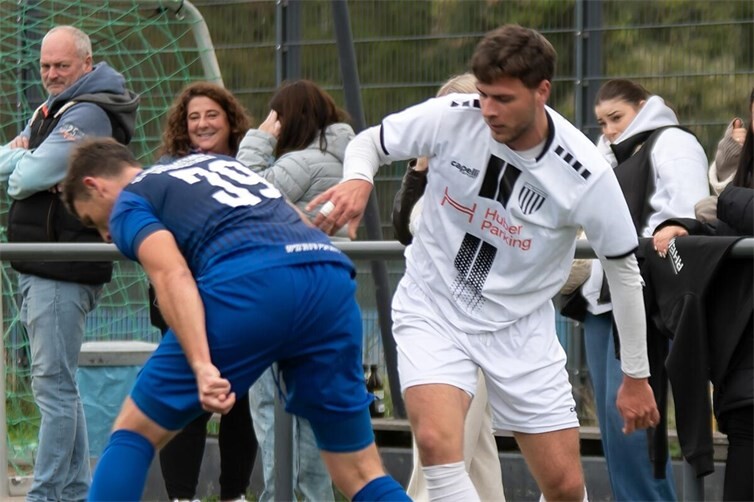 Die 1. Mannschaft gewann das Heimspiel gegen die SG Niederbreitbach verdient mit 3:1.