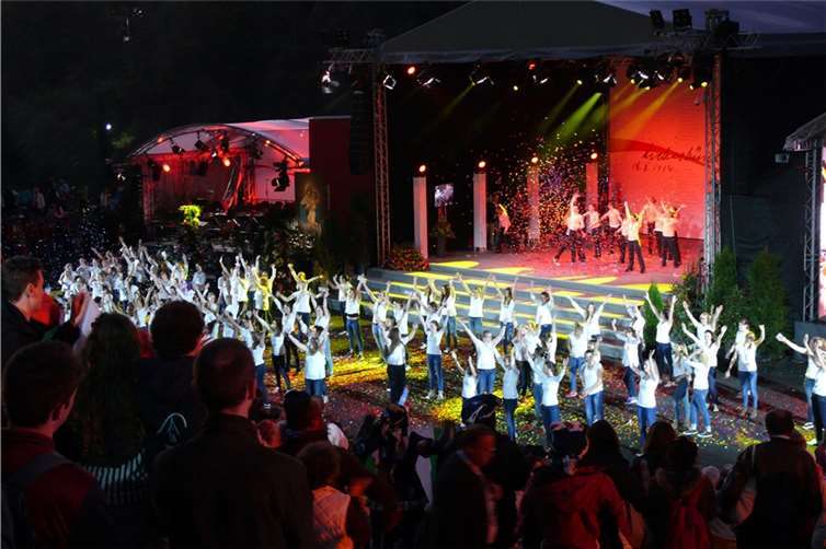 Die 10. Klassen sorgten mit einem Flashmob für gute Stimmung.