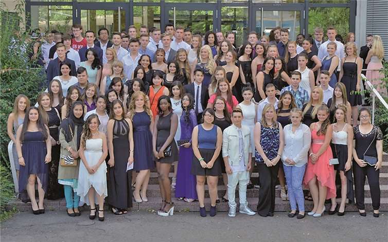 Die 139 Schülerinnen und Schüler der Clemens-Brentano-/Overberg Realschule plus. Martin Reif