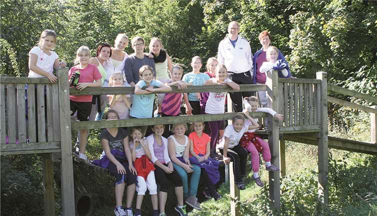 Die 16 Mädchen erlebten eine aufregende und abwechslungsreiche Zeit im Trainingslager. privat