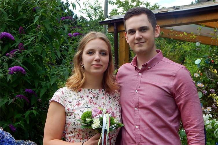 Die 18-jährige Schülerin Annika Günther und ihr 19-jähriger Freund Erik Hooge repräsentieren den Ort dieses Jahr.