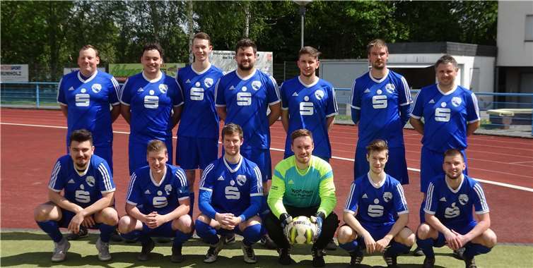 Die 2. Mannschaft unternahm die weite Fahrt nach Hohenleimbach nicht ganz ohne Ausbeute. Lange Zeit führte sie durch einen Treffer von Stefan Krämer (30.), erst in den letzten zehn Minuten musste sie den 1:1 Ausgleich zulassen. Foto: privat