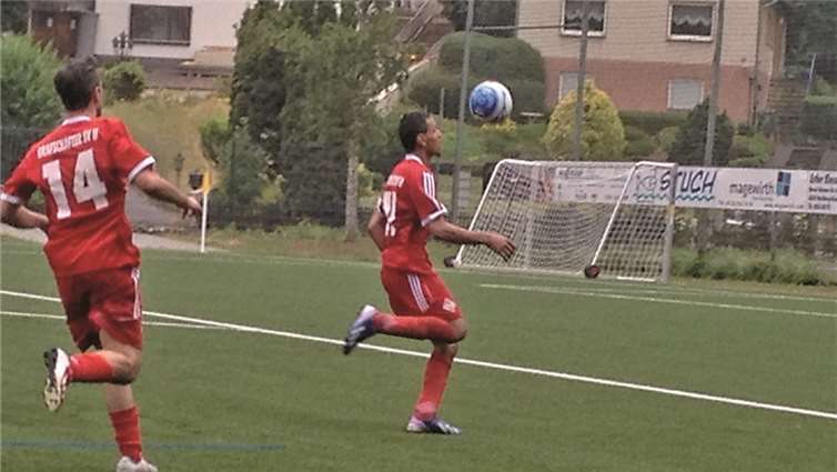 Die 2.Mannschaft des Grafschafter SV bot bei dem Unentschieden ein zufriedenstellendes Spiel.privat