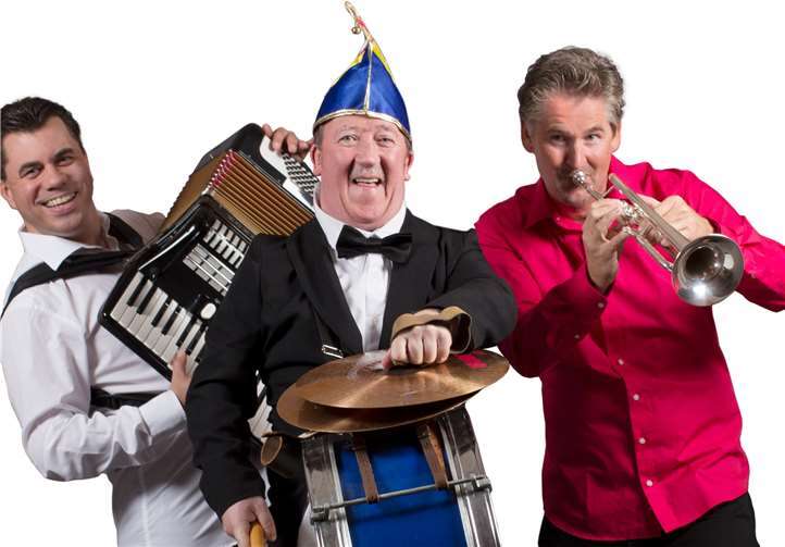 Die „3 Colonias“ werden ihre neue Hits präsentieren. privat