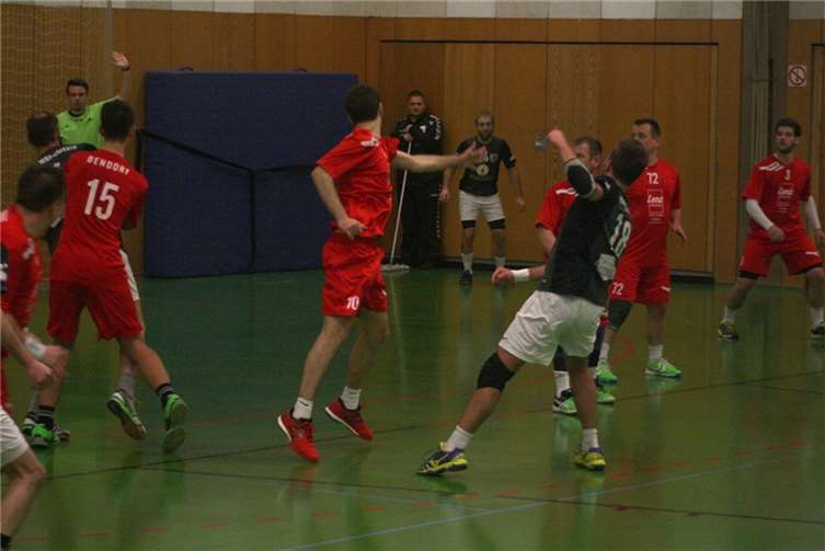 Die 3. Mannschaft in der Abwehr. Privat