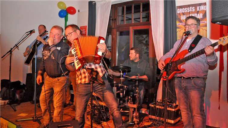 Die 6 Orjelspiefe präsentieren Kölsche Lieder. Fotos: J. Luecker (www.foto-shark.com)