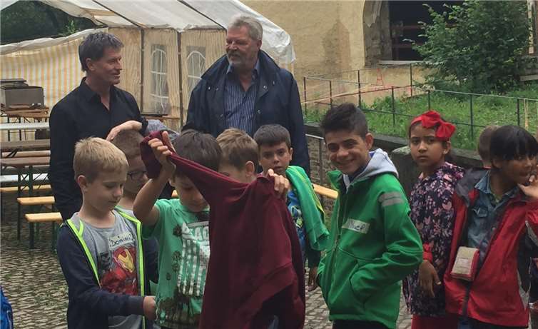 Die 66. Sommerfreizeit der AWO besuchte Detlev Pilger auf seiner Sommerreise. Unter den Teilnehmenden sind 30 Flüchtlingskinder und Kinder mit Beeinträchtigung.privat