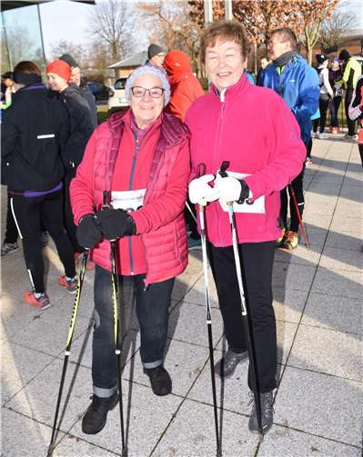 Die 75-jährige Gisela Assenmacher und die 77-jährige Schwiegermutter von Achim Phiesel, Sigrid Giesen, waren die ältesten Teilnehmerinnen.