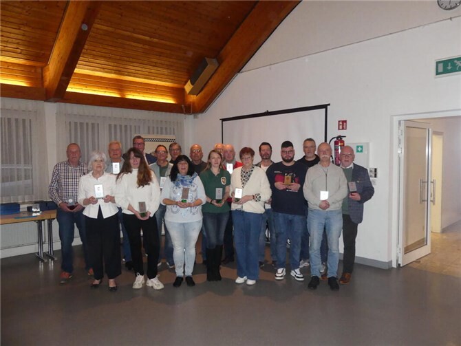 Die „AAC -Club-Touristik-Meister 2025“ Jugend und Erwachsene.  Foto:AAC