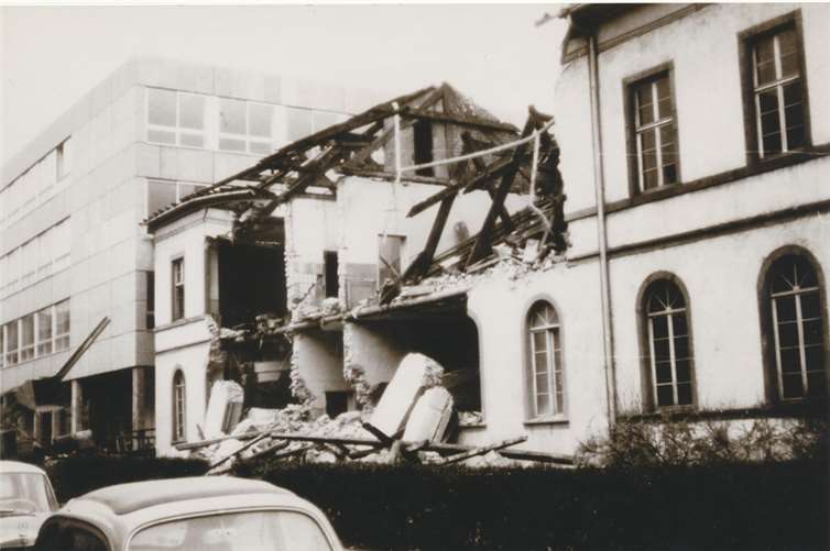 Die Abbrucharbeiten im April 1966. Sammlung Stadtarchiv Lahnstein