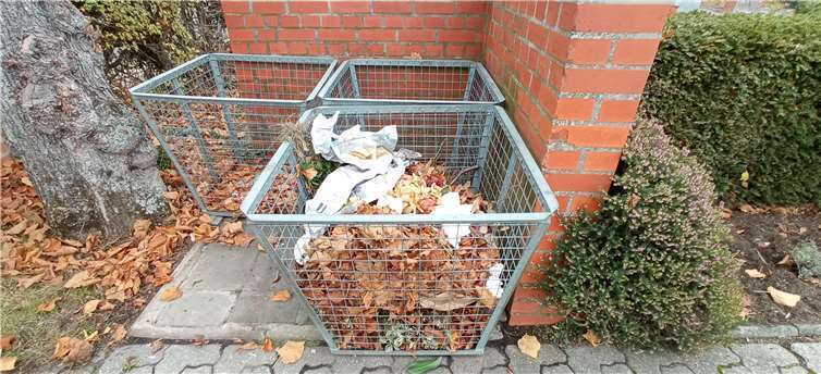 Die Abfallkörbe sind nur für auf den Friedhöfen entstehenden Abfall gedacht. Quellen: Ortsgemeinde Weitersburg