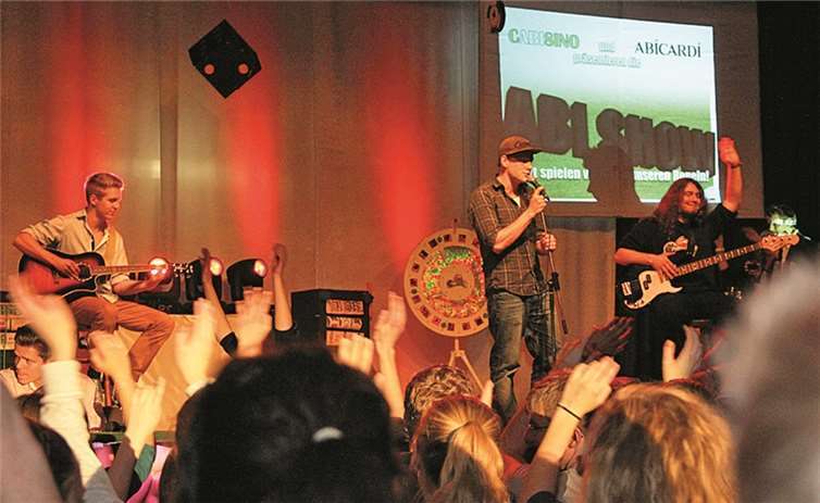 Die Abiband von Jona Sbrzesny.